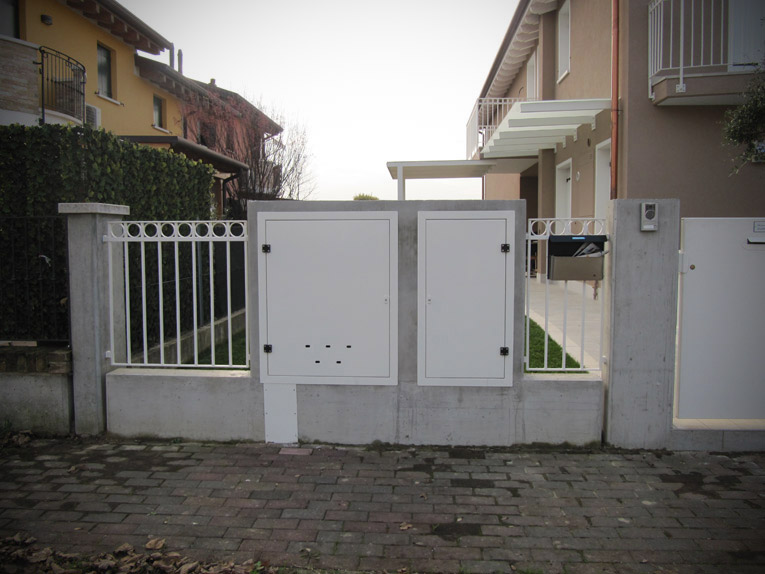armadietto copricontatore carpenteria ferro