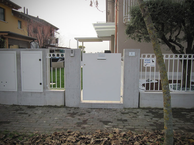 cancello pedonale carpenteria ferro