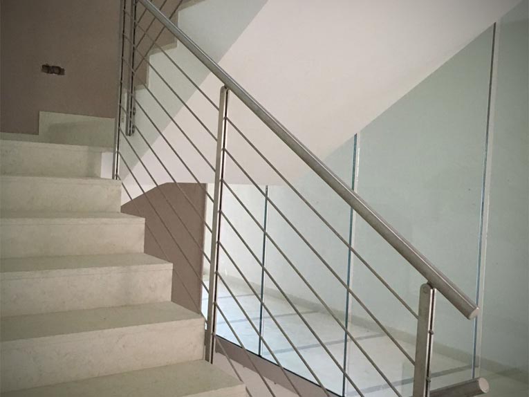 scala acciaio satinato